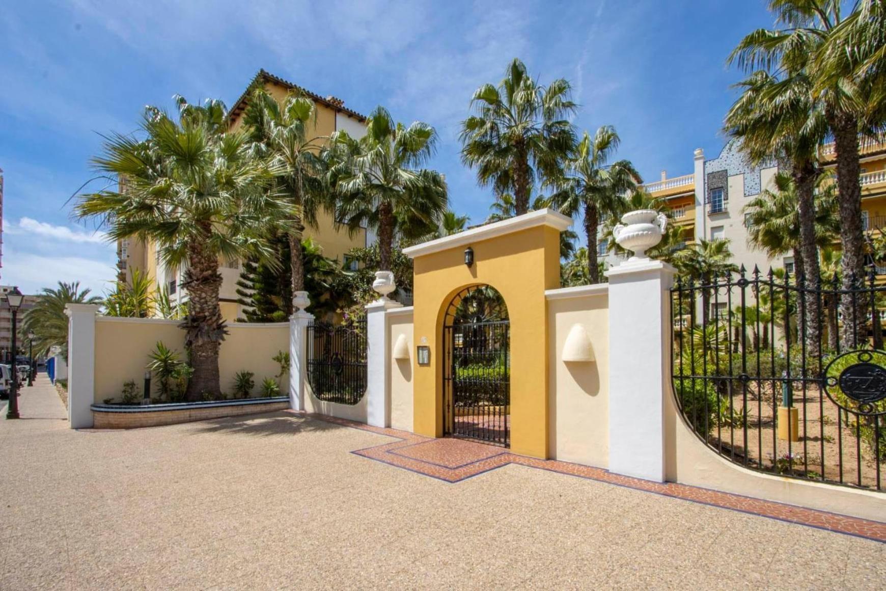 Aldea Del Mar Buganvilla Apartment Torrevieja